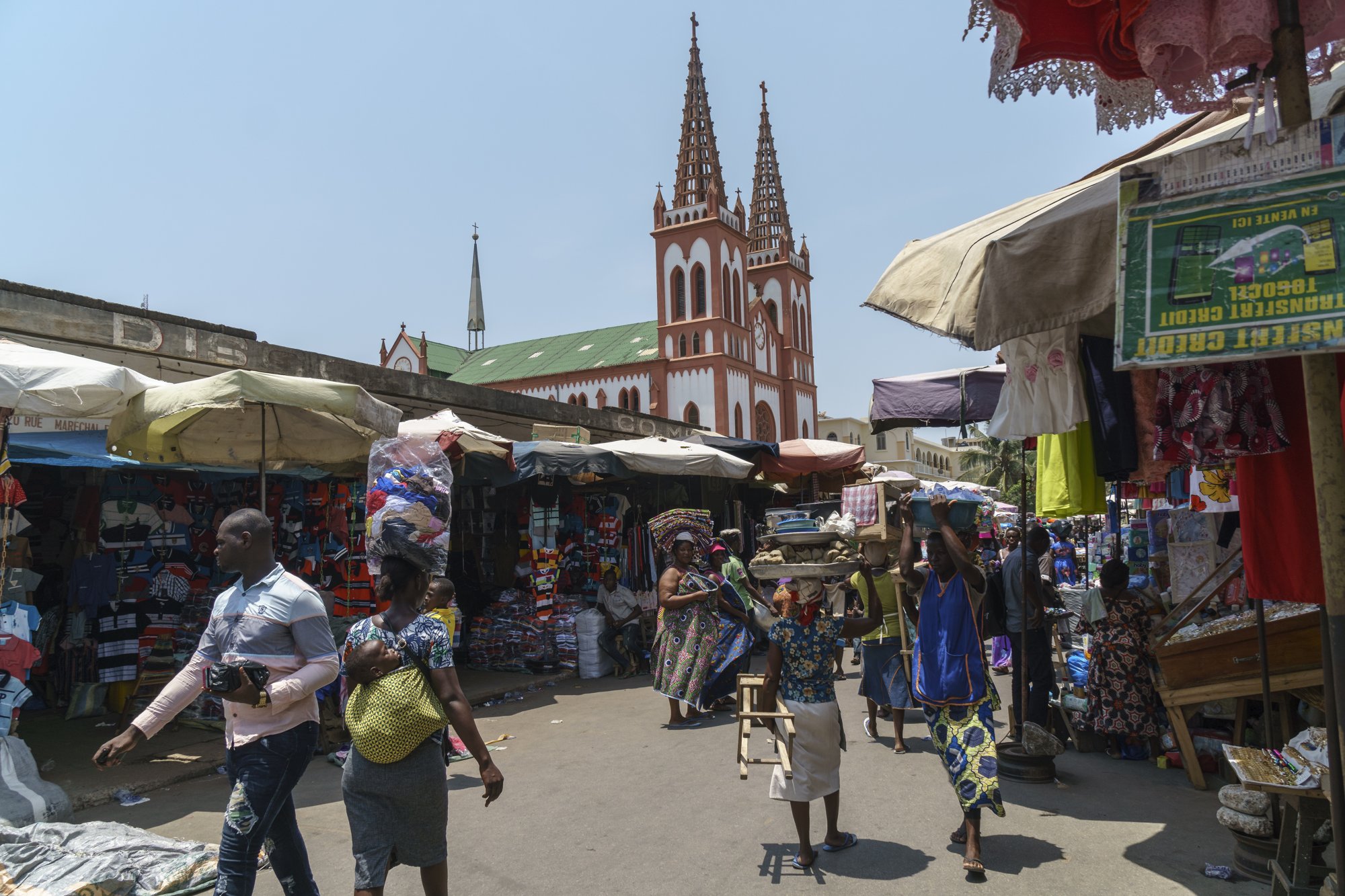 Cathédrale du Sacré-Cœur et Grand Marché de Lomé, Togo